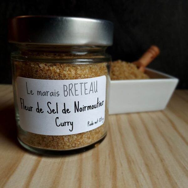 Le Marais Breteau - Production et vente de sel de Noirmoutier en Vendée 85 - Fleur de Sel de Noirmoutier curry - pot en verre de 125g