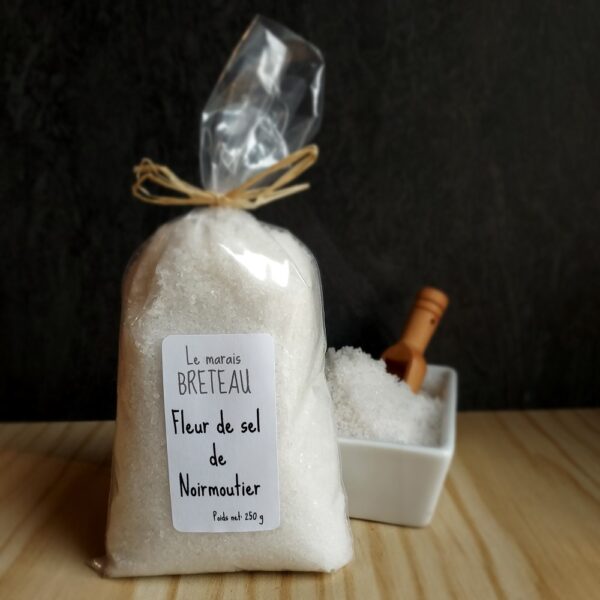 Le Marais Breteau - Production et vente de sel de Noirmoutier en Vendée 85 - Fleur de Sel de Noirmoutier - sachet en plastique 250g