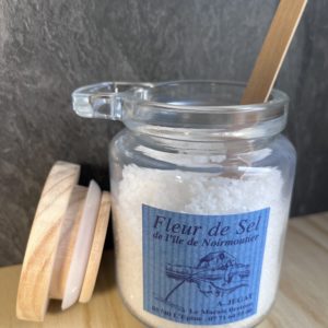 pot en verre avec couvercle en bois et cuillère en bois , 125g de Fleur de Sel de Noirmoutier